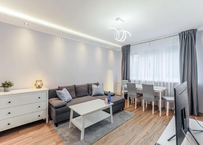 アパート Ap Piastowska